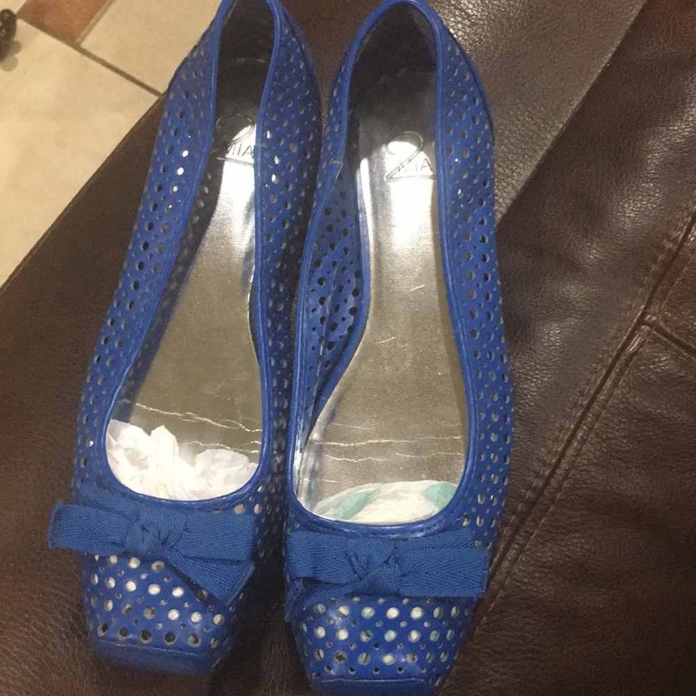 Mia flat blue shoes